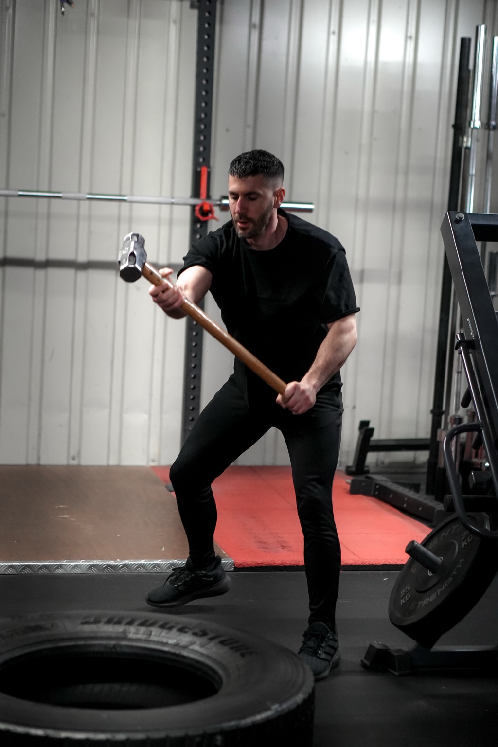 Alexandros training in the gym
