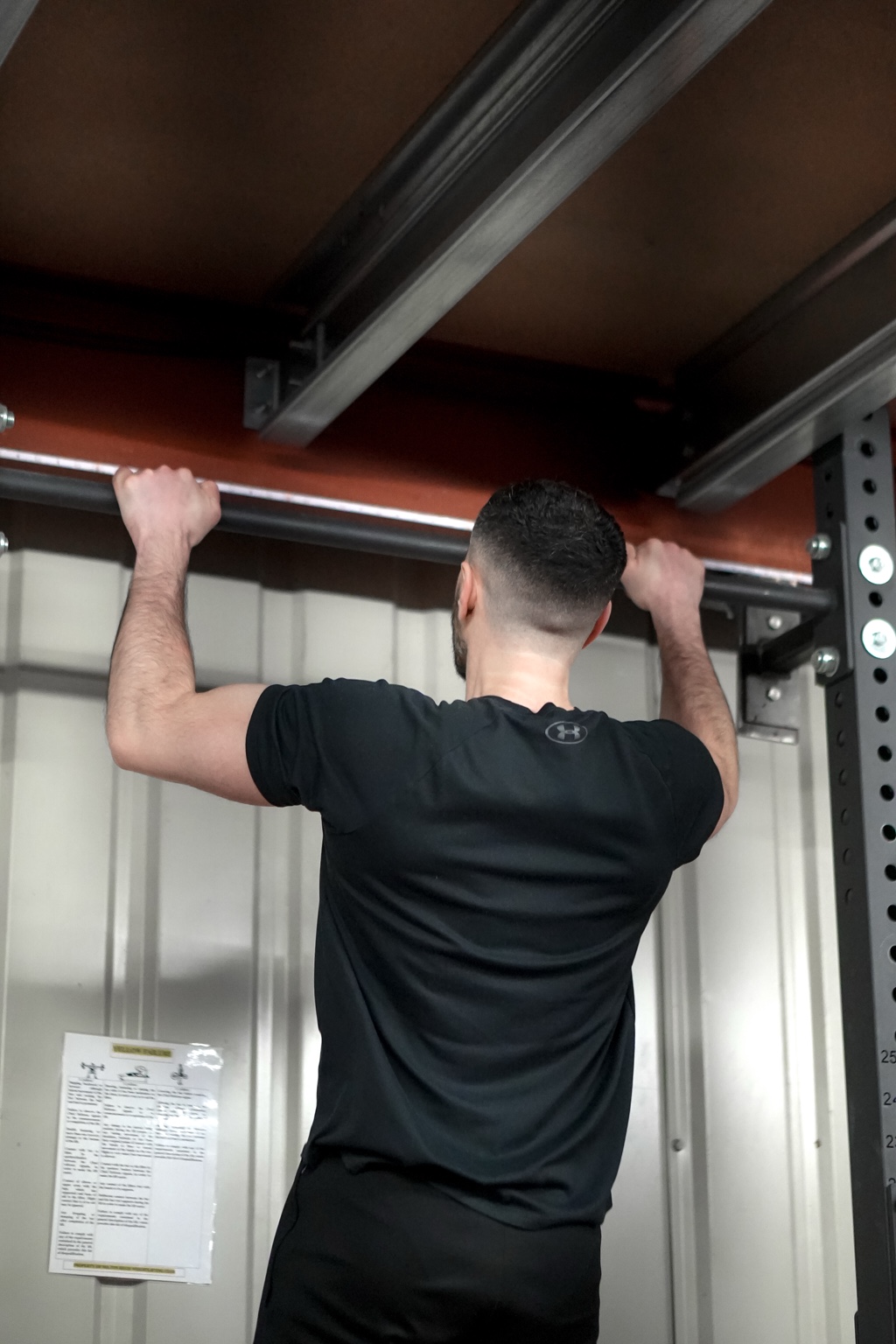 Alexandros training in the gym